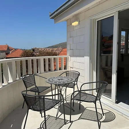 Dante 3* 特罗吉尔