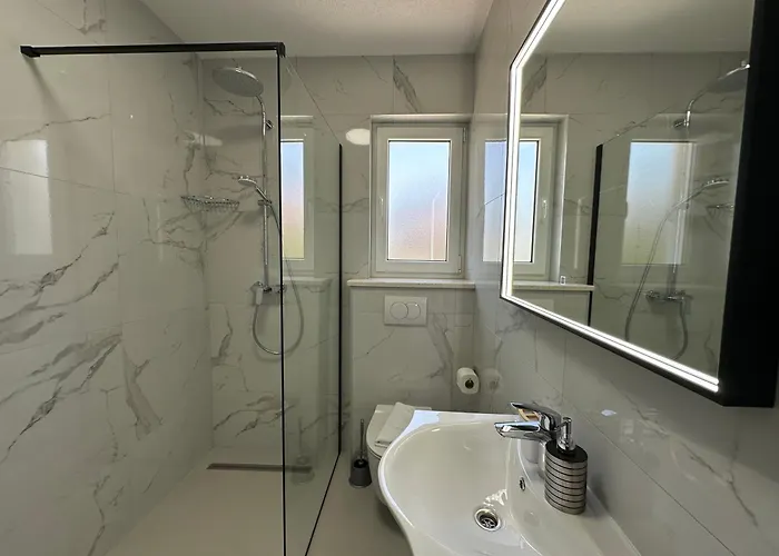 Dante 3* 特罗吉尔