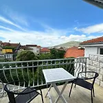 Dante Trogir