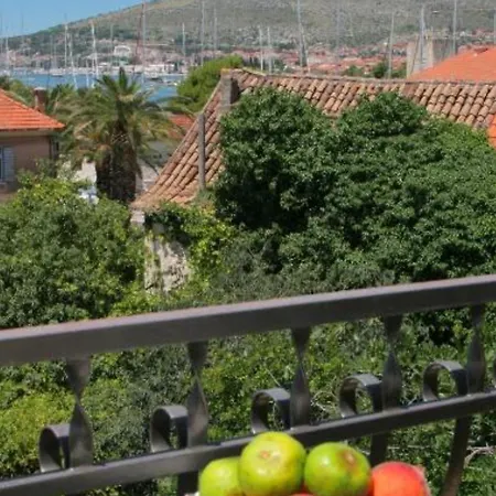 Dante With Swimming Pool 3* Trogir