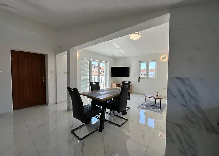 Dante Pensjonat Trogir