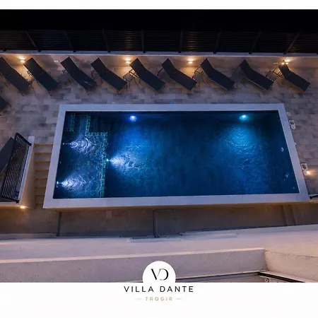 Dante With Swimming Pool 3* Трогір